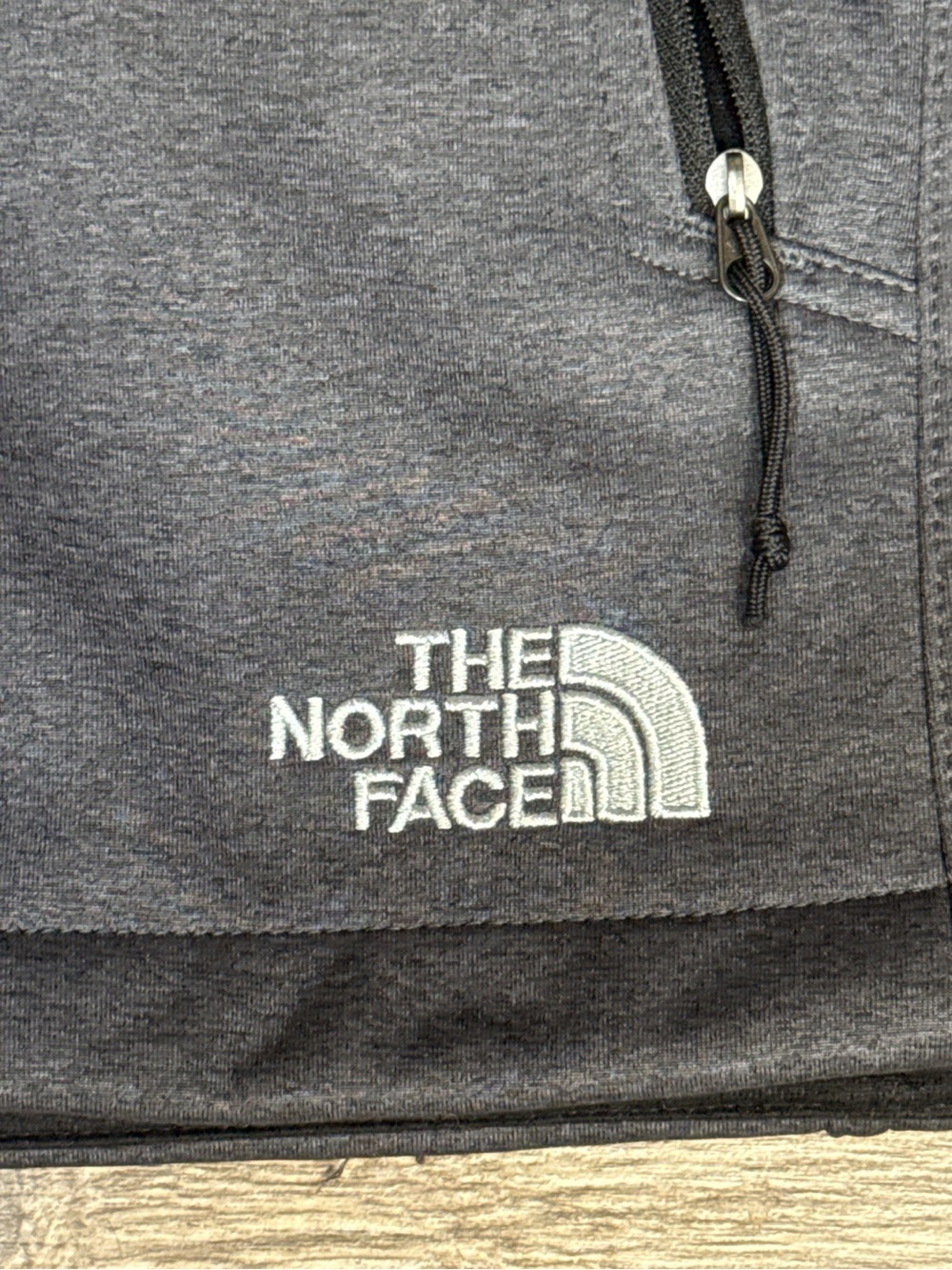 The North Face Ridgewall Soft Shell Vest Men’s XL Dark Grey WindWall NF0A3LGZ - Picture 3 of 9